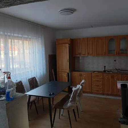 Cvrle Apartman